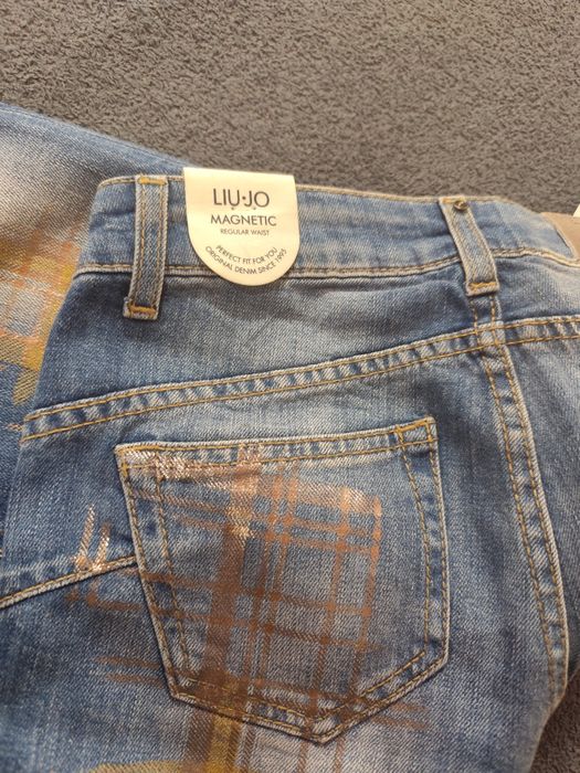 Нови дънки Liu Jo 32 размер
