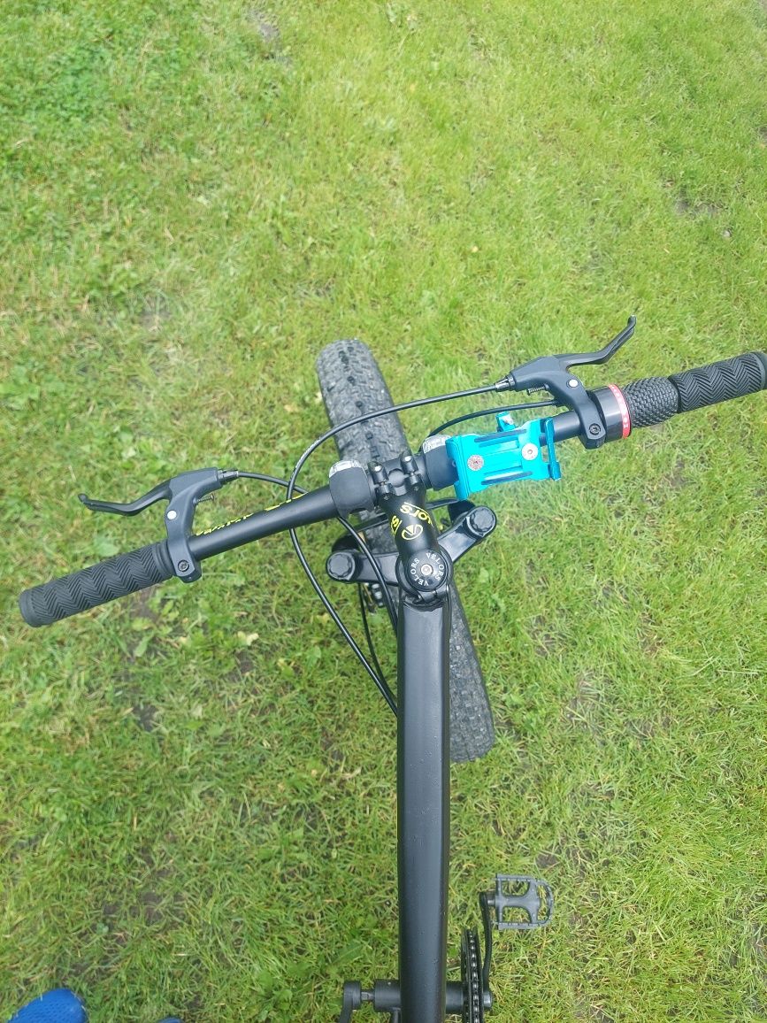 Vând bicicleta Velors