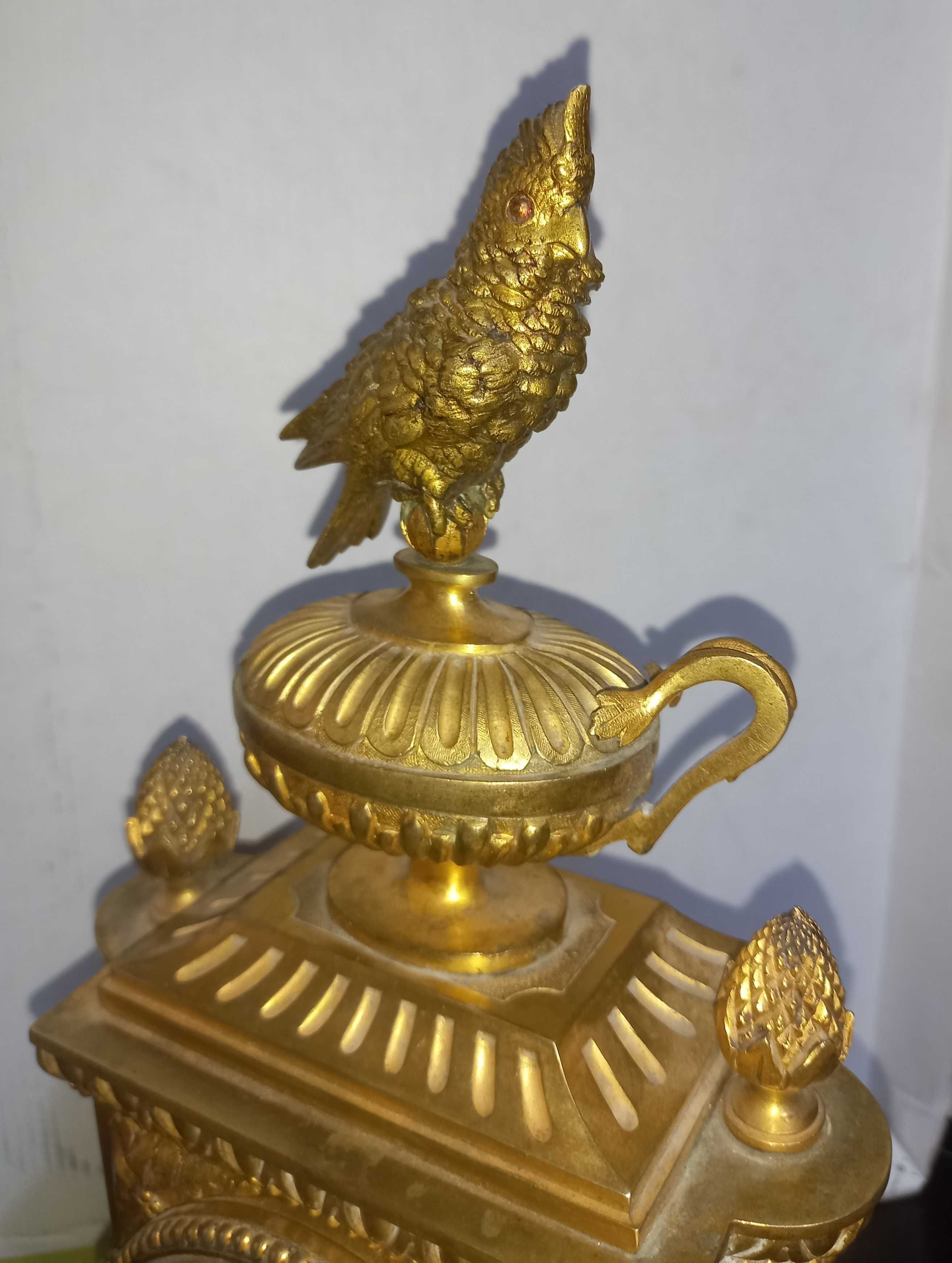 Продам антикварные часы