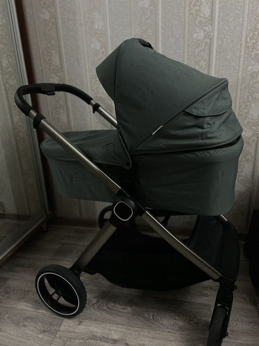 Продам коляску в хорошкм состоянии