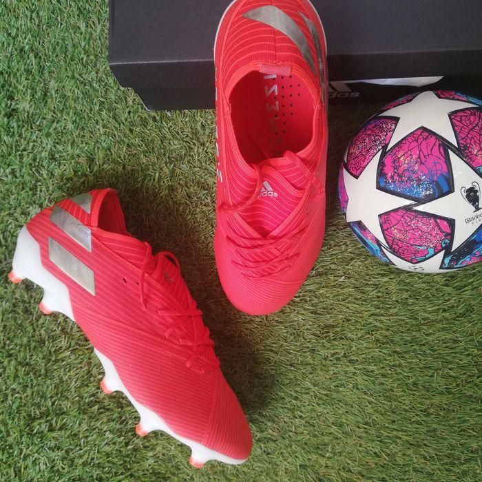 Ghete de fotbal Profesionale Nemeziz 19.1 Fg