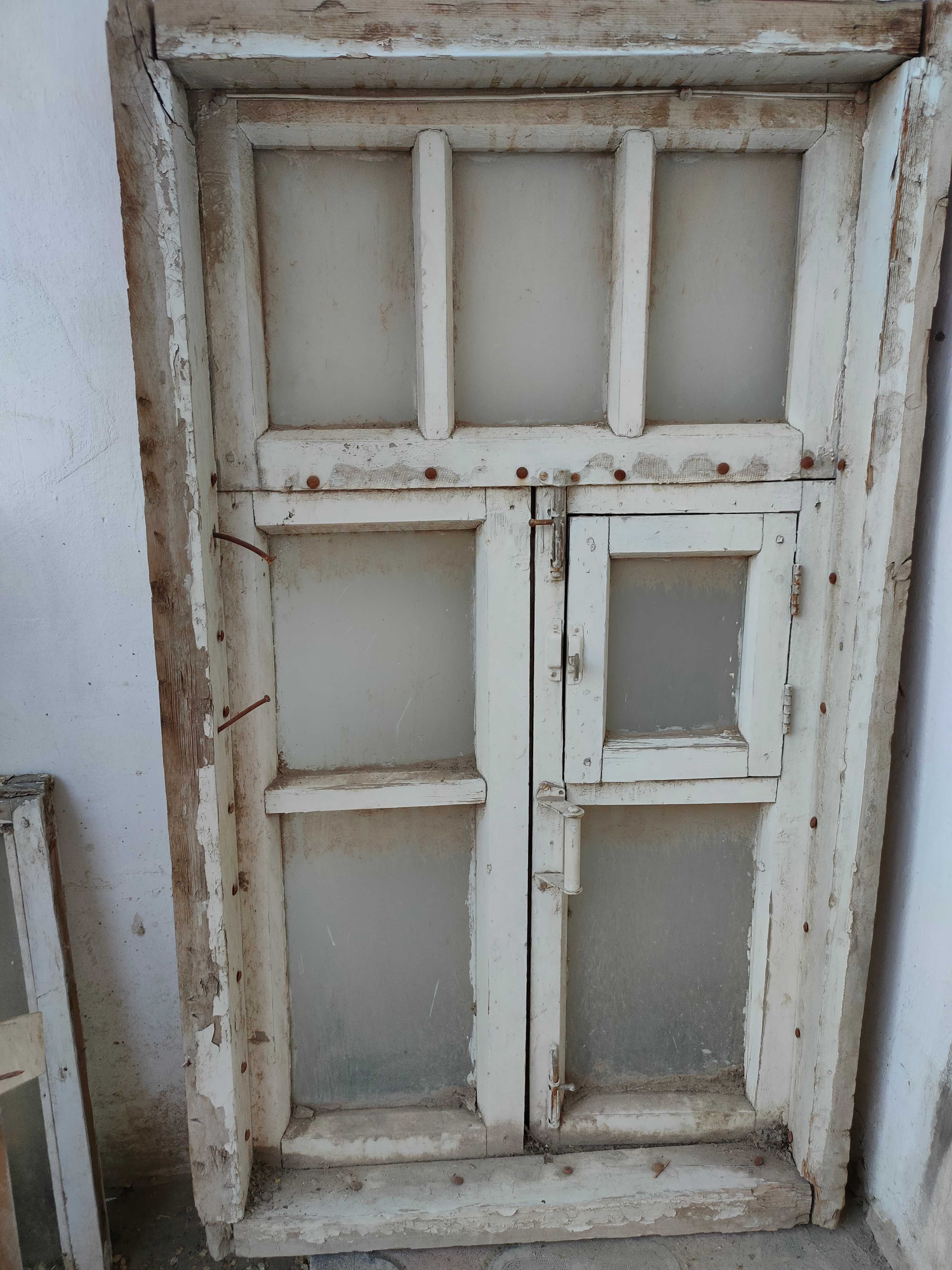 Окна деревянные продаю. Агаш айналар еки қабатлы