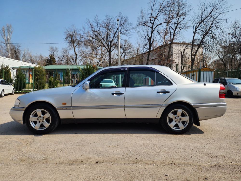 Mercedes Benz C220 от собственника