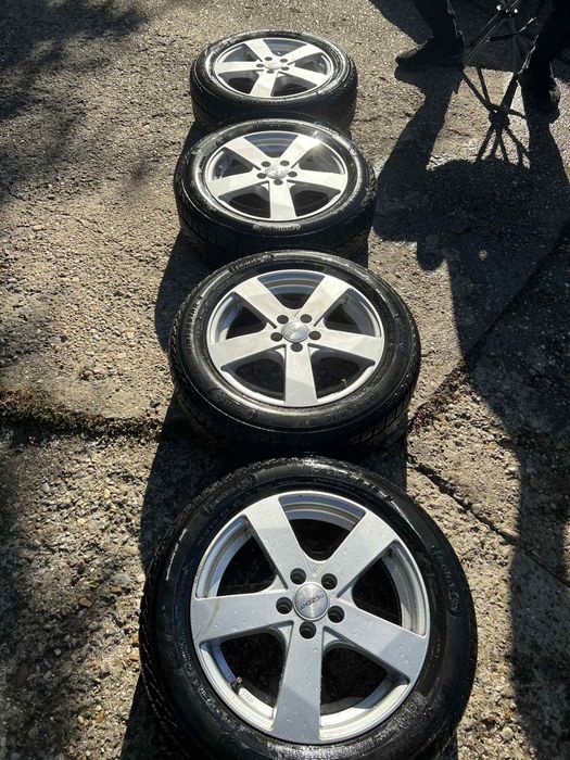 Зимни гуми с джанти 4бр.