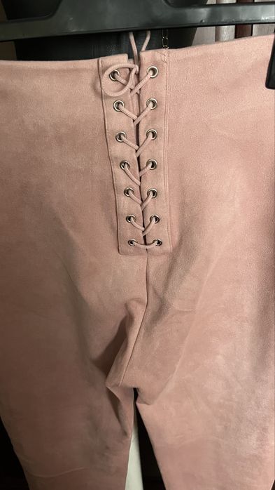 Pantaloni leggings roz