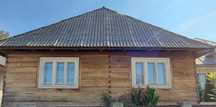 Vând casă din lemn de stejar pentru relocare