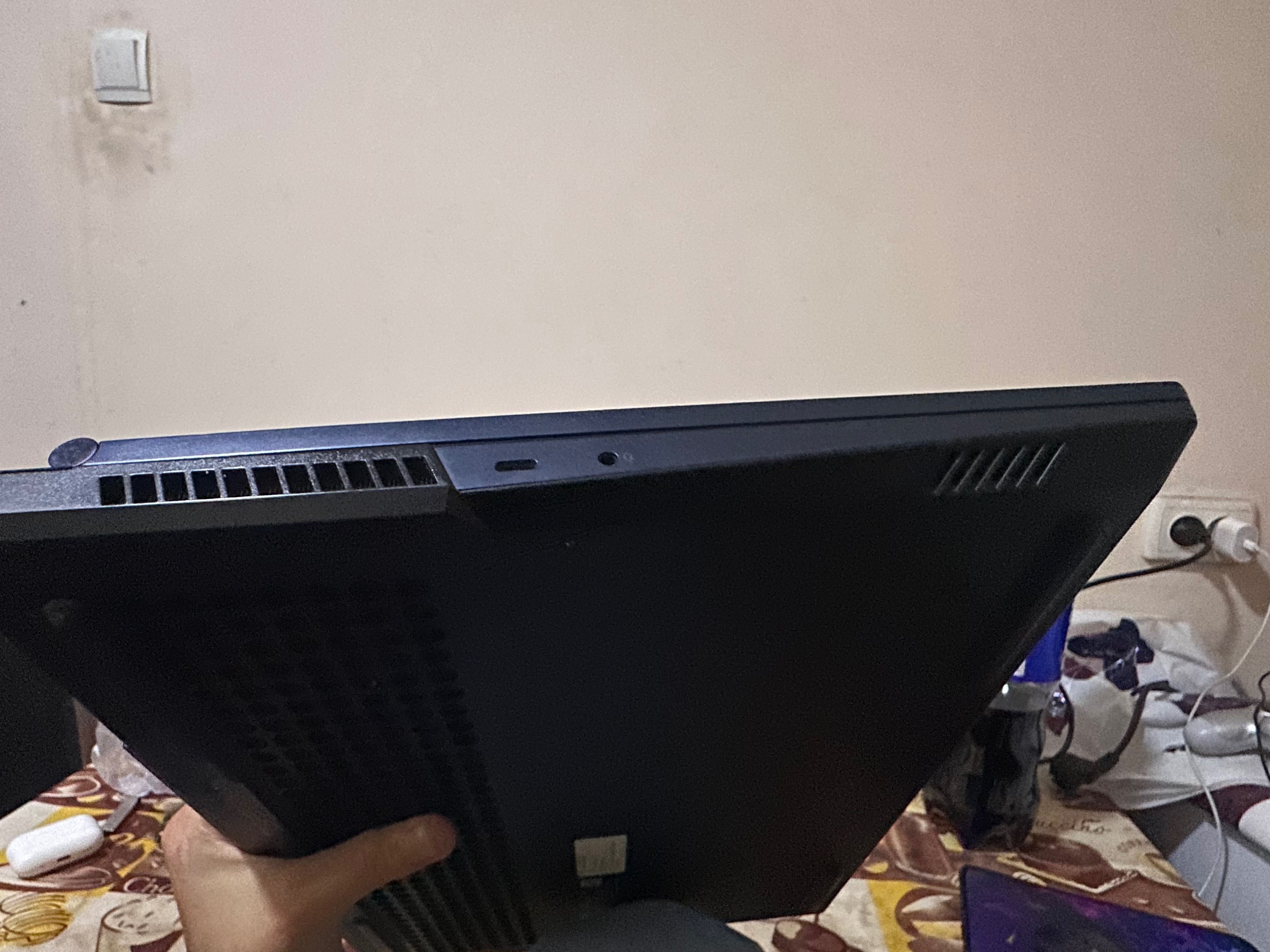 Lenovo legion 5 AMD Ryzen 17ACH6H (RTX 3060)