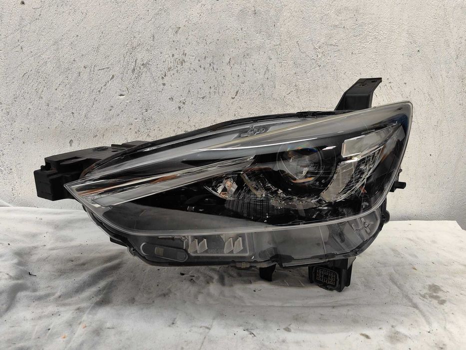 Оригинален фар Мазда Mazda CX3 Full Led