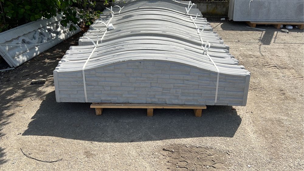 Gard beton placa si stalp