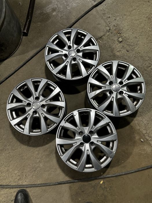 Диски 4/100 от акцент/рио, в хорошем состоянии