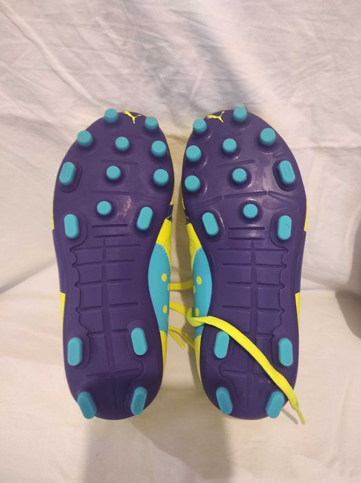 Детски обувки Puma EvoPower 4, чисто нови, номер 31