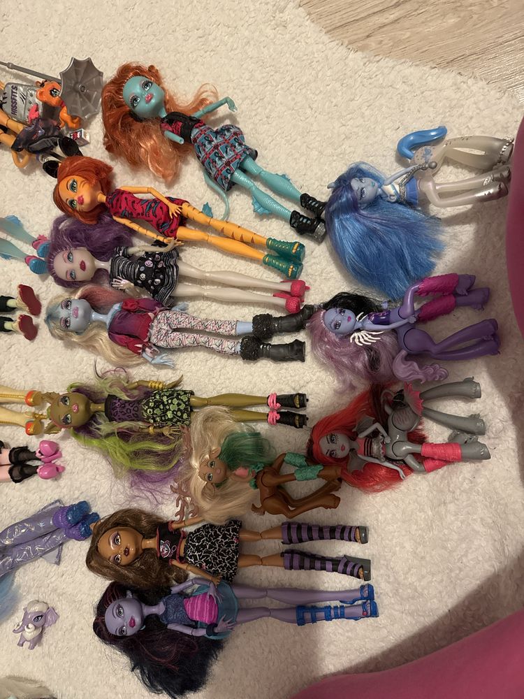 Papusi Monster High