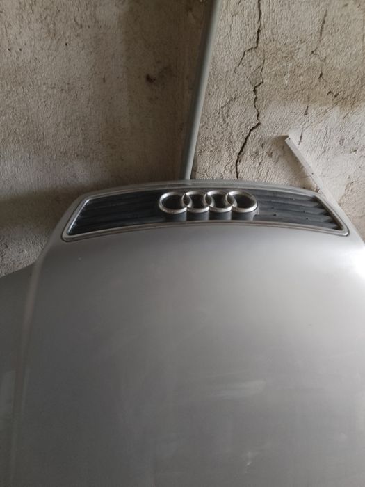 Audi A6 C5 Капак
