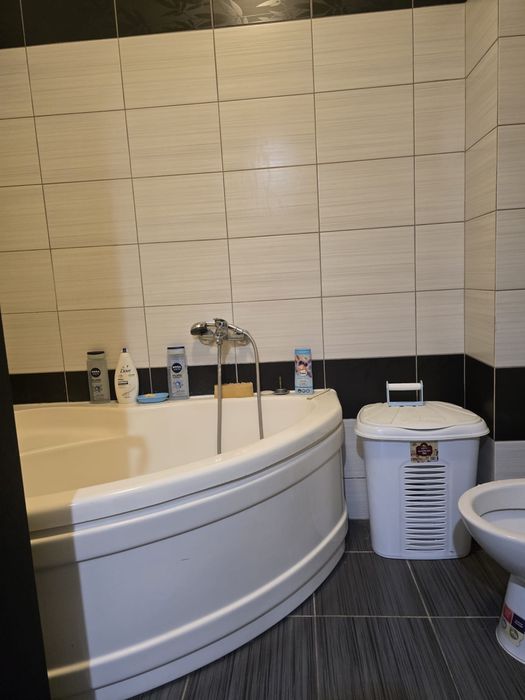 Vand apartament doua camere Militari Residence