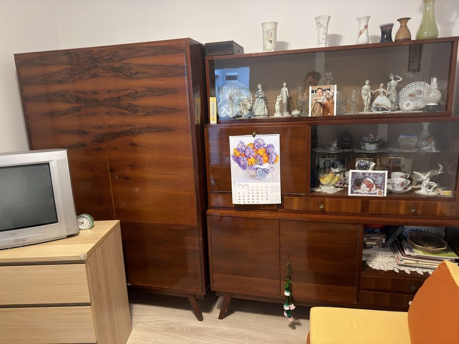 Dulap din lemn living