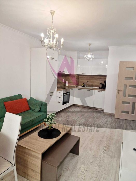 Дава се под наем Двустаен апартамент в Варна, Център - 65 кв.м за 614 € - Снимка #1