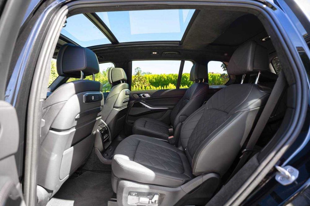 2025 BMW X7 xDrive40i M SPORT LINE