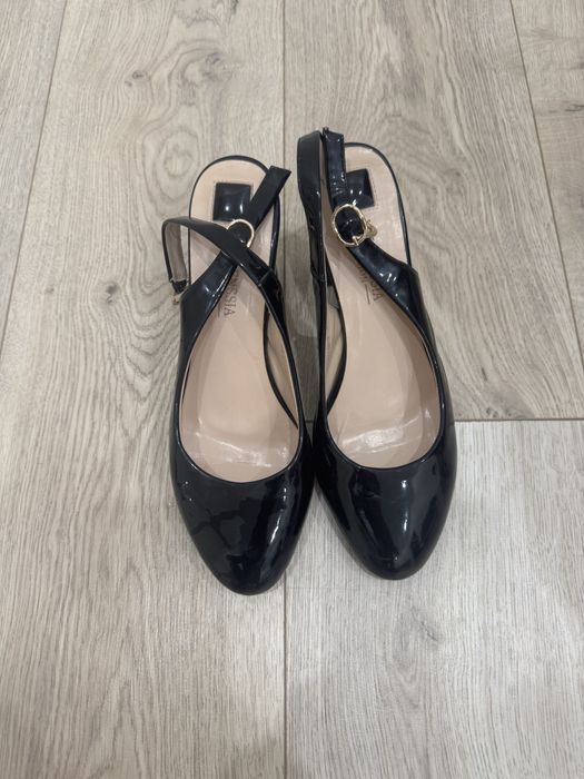 Красивые босоножки