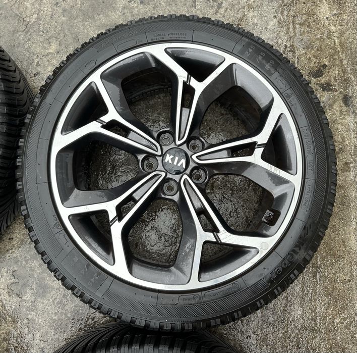 Jante / Roti Kia Sportage 245 45 19, DOT 2025, Iarna
