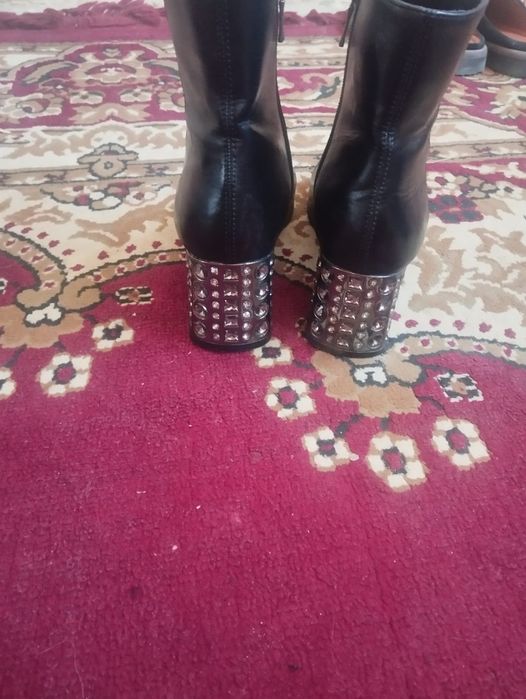 50мыннан 39 40 аралас