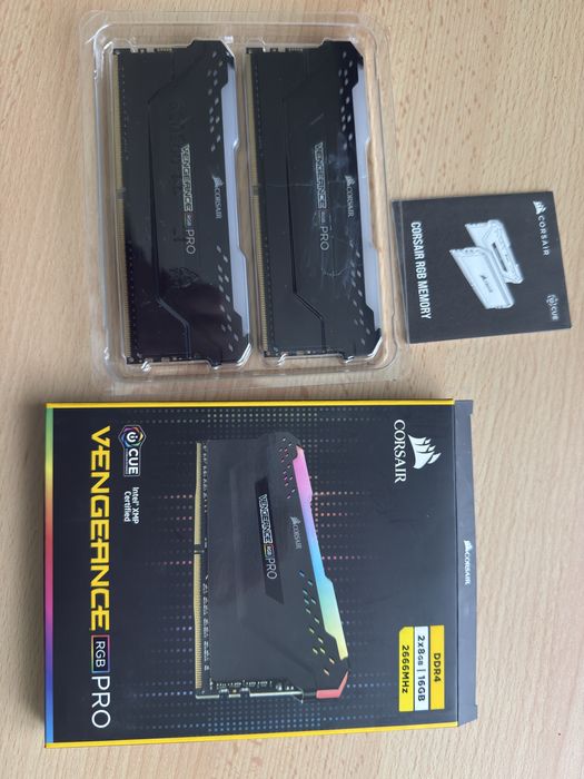 Kit Memorie Corsair Vengeance RGB PRO 16GB 2x8GB DDR4 2666MHz CL16