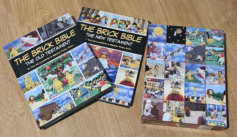 Biblia engleza cu ilustrații lego