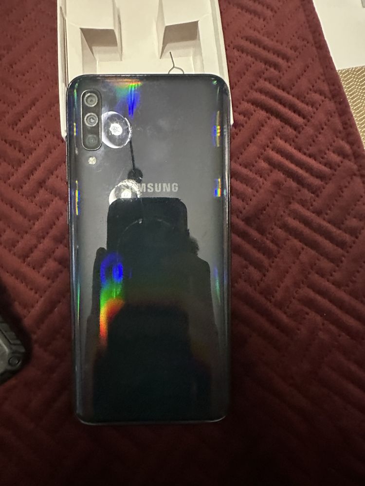telefoane samsung si redmi