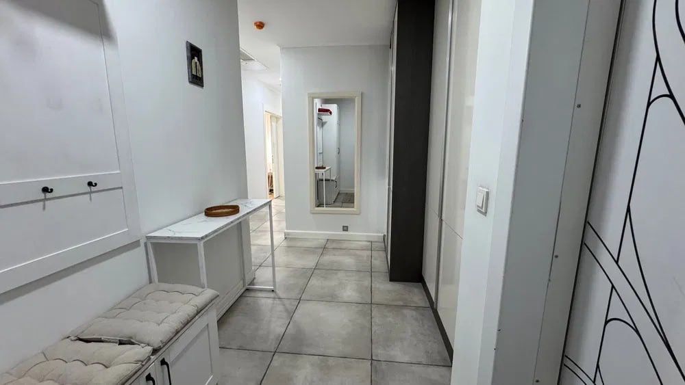 Истанбул Сити, 8 роддом А.Каххара 70м2 с ремонтом упакованная