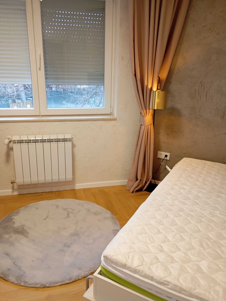 Дава се под наем Тристаен апартамент в София, Павлово - 71 кв.м за 561 € - Снимка #4