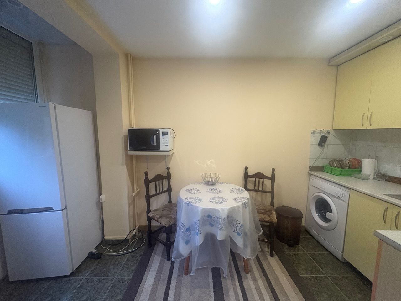 Дава се под наем Двустаен апартамент в София, в.з. Бояна - 50 кв.м за 433.5 € - Снимка #6