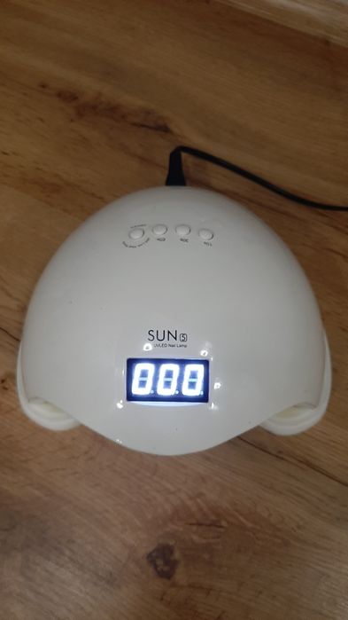 Продам LED лампу для ногтей SUN-5