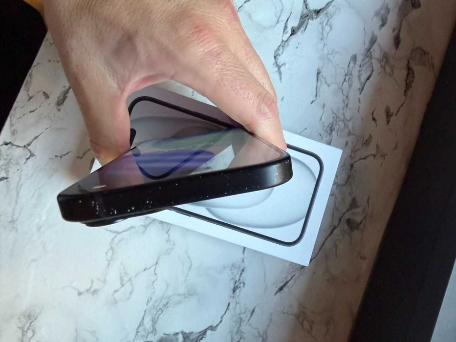 iPhone 15 256GB Black – Много добро състояние