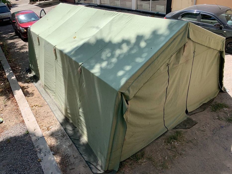 Подаются брезентовые(парусиновые)палатки чодир, навесы для машин