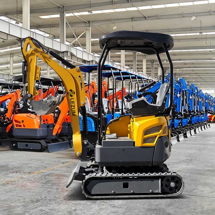 LEZUM Mini excavator pilot cu control electric hibrid Mini excavator
