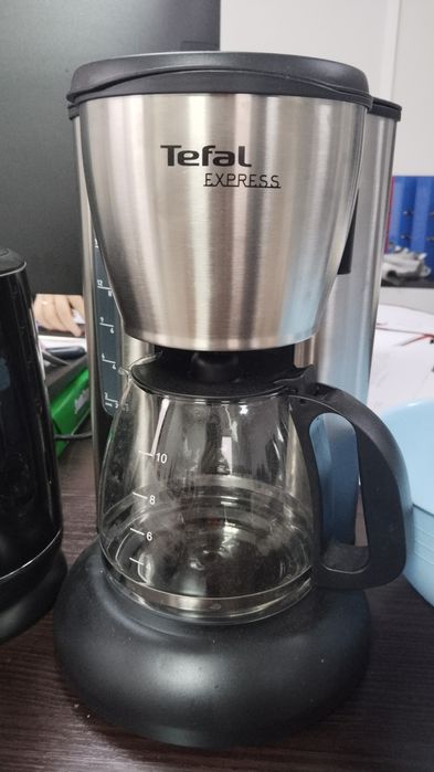 Кофеварка продам