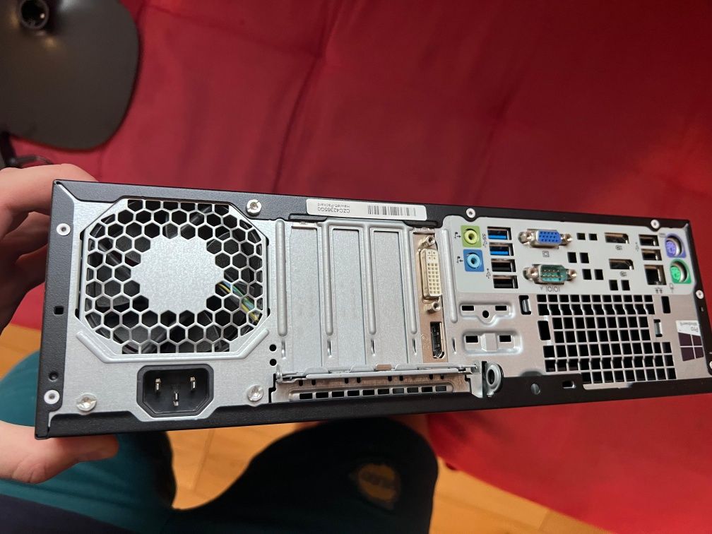 Set up calculator cu monitor