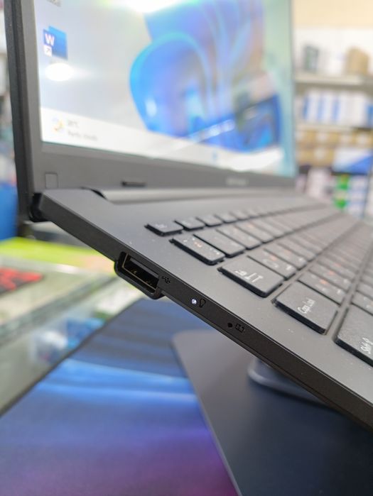 Noutbuk ноутбук Asus vivobook Go 15 OLED Ryzen 5 7520U Bepul yetkazish