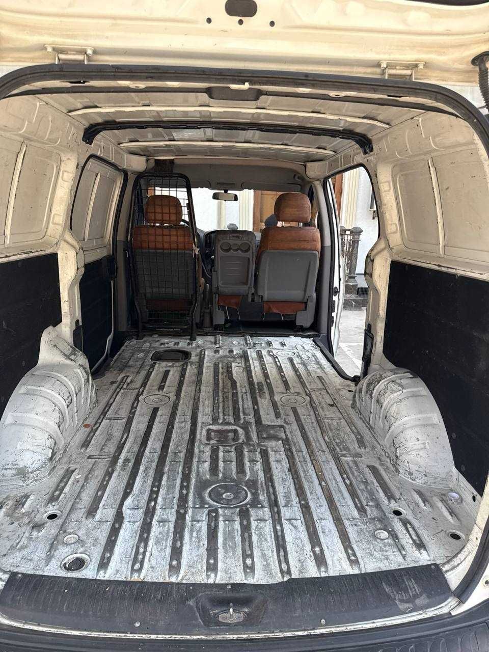 Hyundai   H-1  (Strarex ) VAN