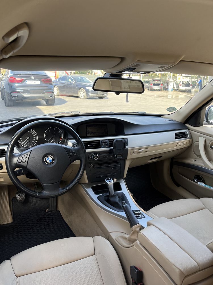 BMW Seria 3 E91 2009 Manuala