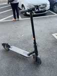 Vând trotinetă electrică