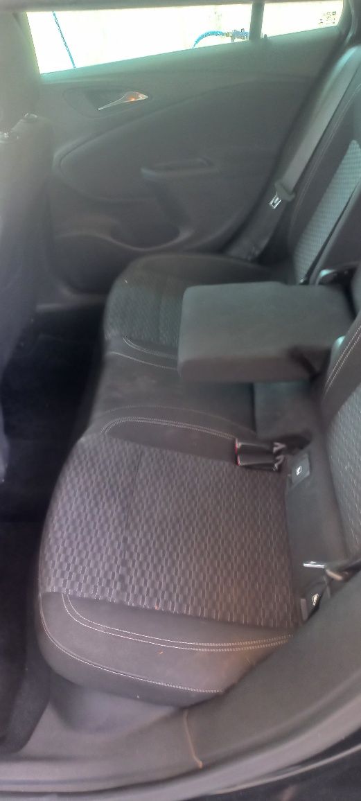 Продавам Opel Astra turbo