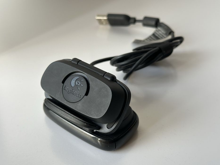 Camera Web Logitech HD 1080p Model C615 Streaming FullBox 360 Grade