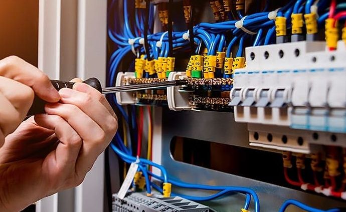 Electrician AUTORIZAT intervenții rapide si instalații electrice