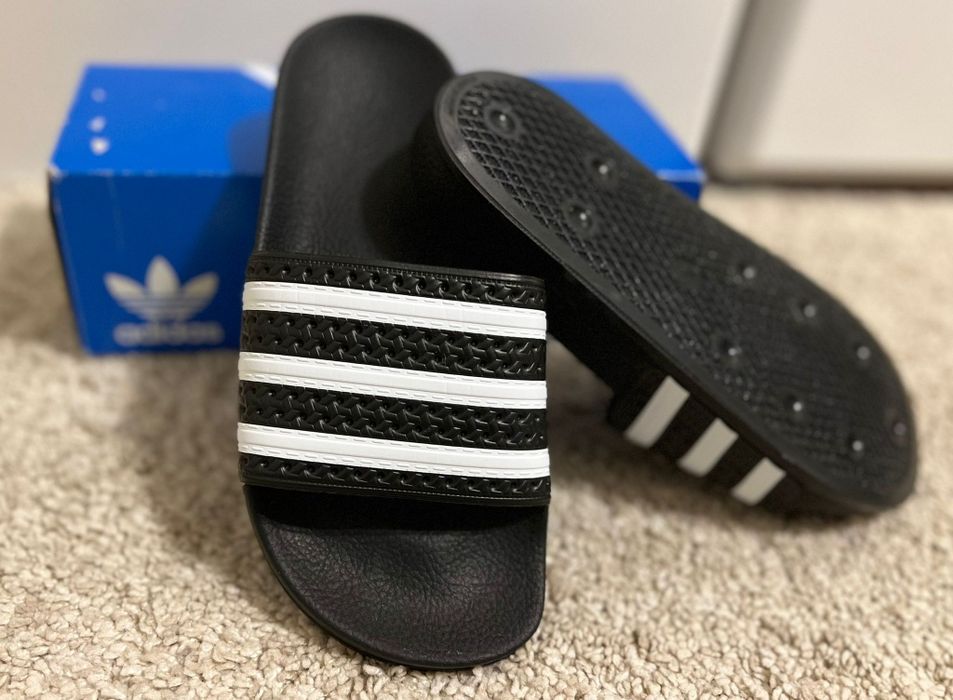 Adidas adilette papuci marime 37