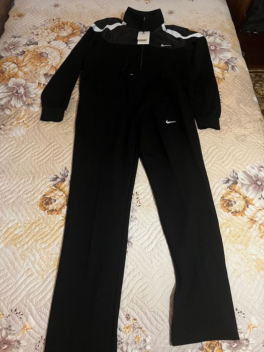 Мъжки спортен екип размер L