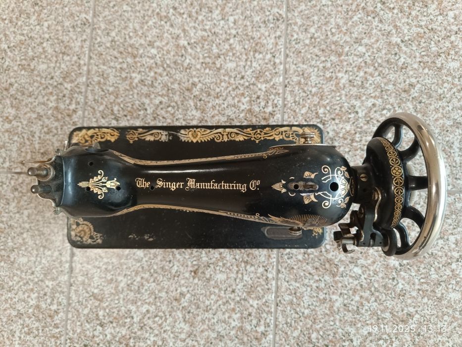 Шевни машини SINGER и VESTSA.