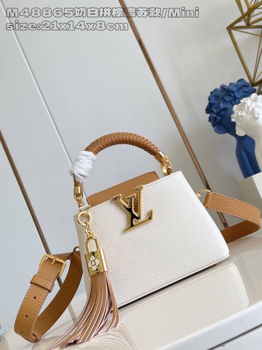 Geanta Louis Vuitton Capucines