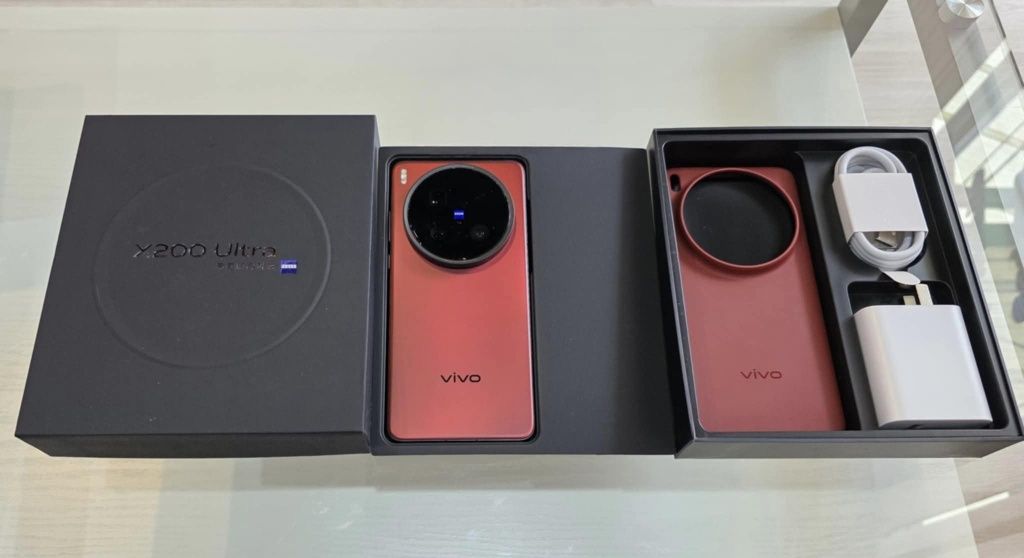 Vivo X200 Ultra Full Box