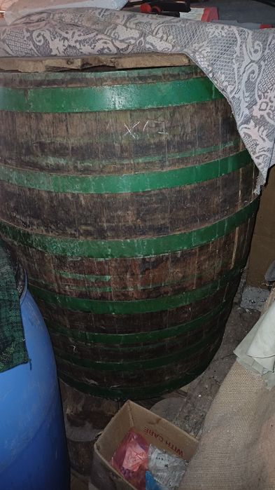 Буре за вино от дъб и акация