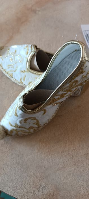 Детски обувки за сюнет